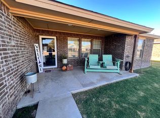 224 E 7th St, Idalou, TX 79329