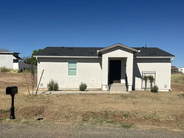 20154 E Prickly Pear Dr, Mayer, AZ 86333