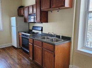 2238 W 21st St #1F, Chicago, IL 60608