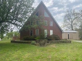 381 Oakhurst Rd, Greenville, KY 42345