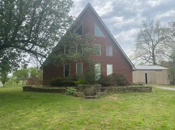 381 Oakhurst Rd, Greenville, KY 42345