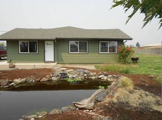 1151 E Justice Rd, Central Point, OR 97502