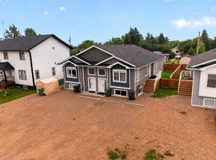 10225 N 105th Ave #1-2, Mackenzie County, AB T0H2H0