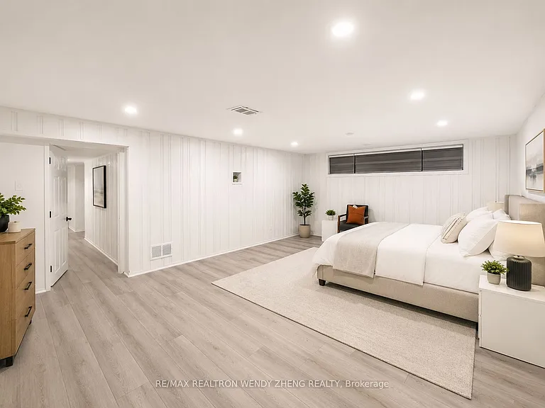 284 Wilmington Ave #LOWER — Photo 11