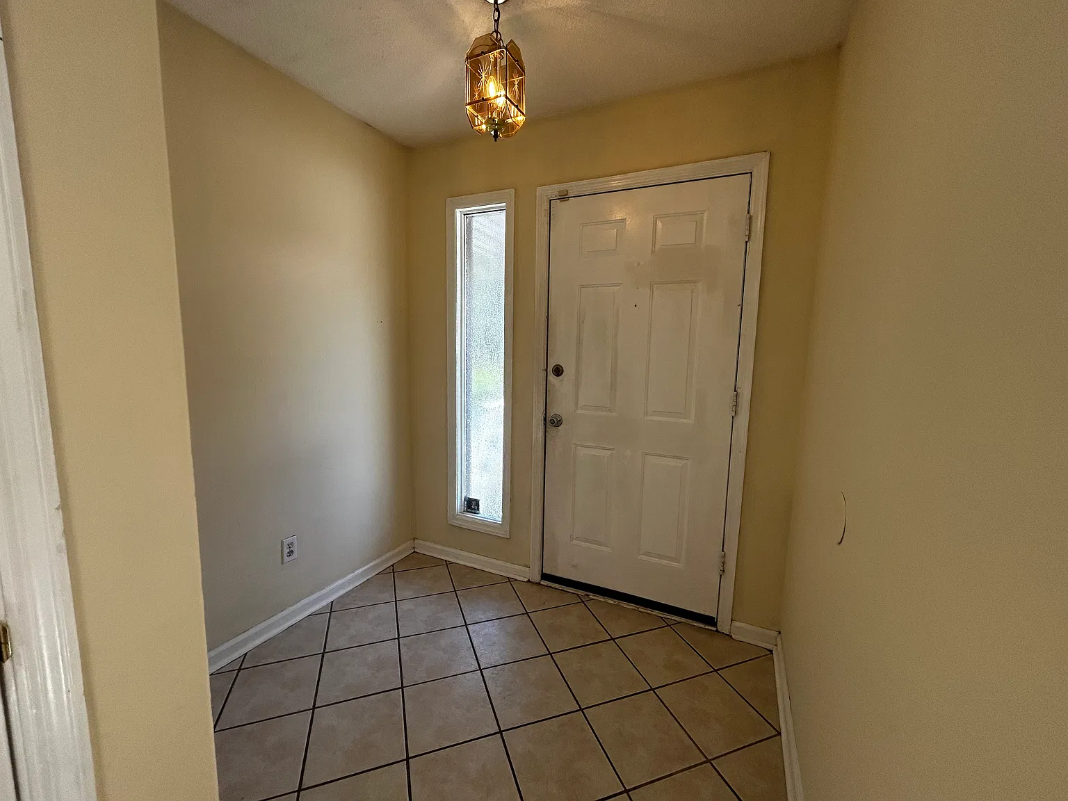 3 bed, 1504 sqft, $1,350 — Photo 2