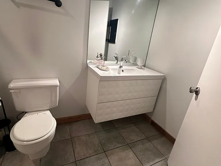 732 S Financial Pl — Photo 12