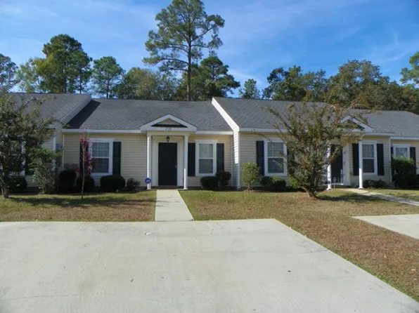 2735 McLain Ln, Albany, GA 31707