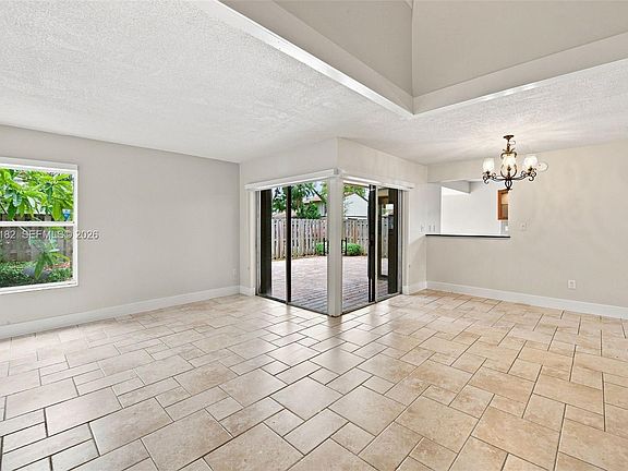 4th image of 6820 SW 128th Ct #6820