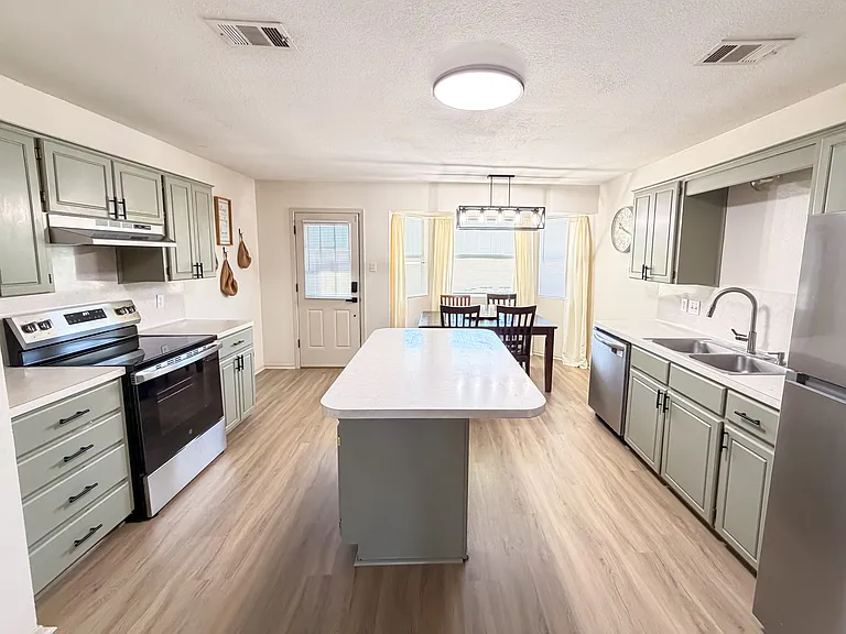 4205 Waterproof Dr — Photo 5