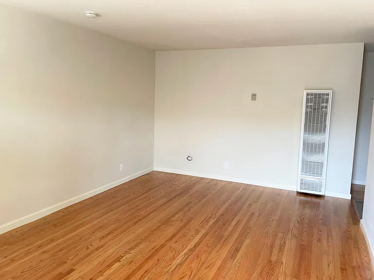 422 S Bernardo Ave — Photo 9