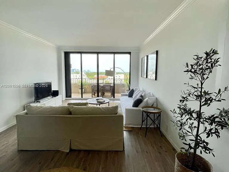 151 Crandon Blvd #822 — Photo 2