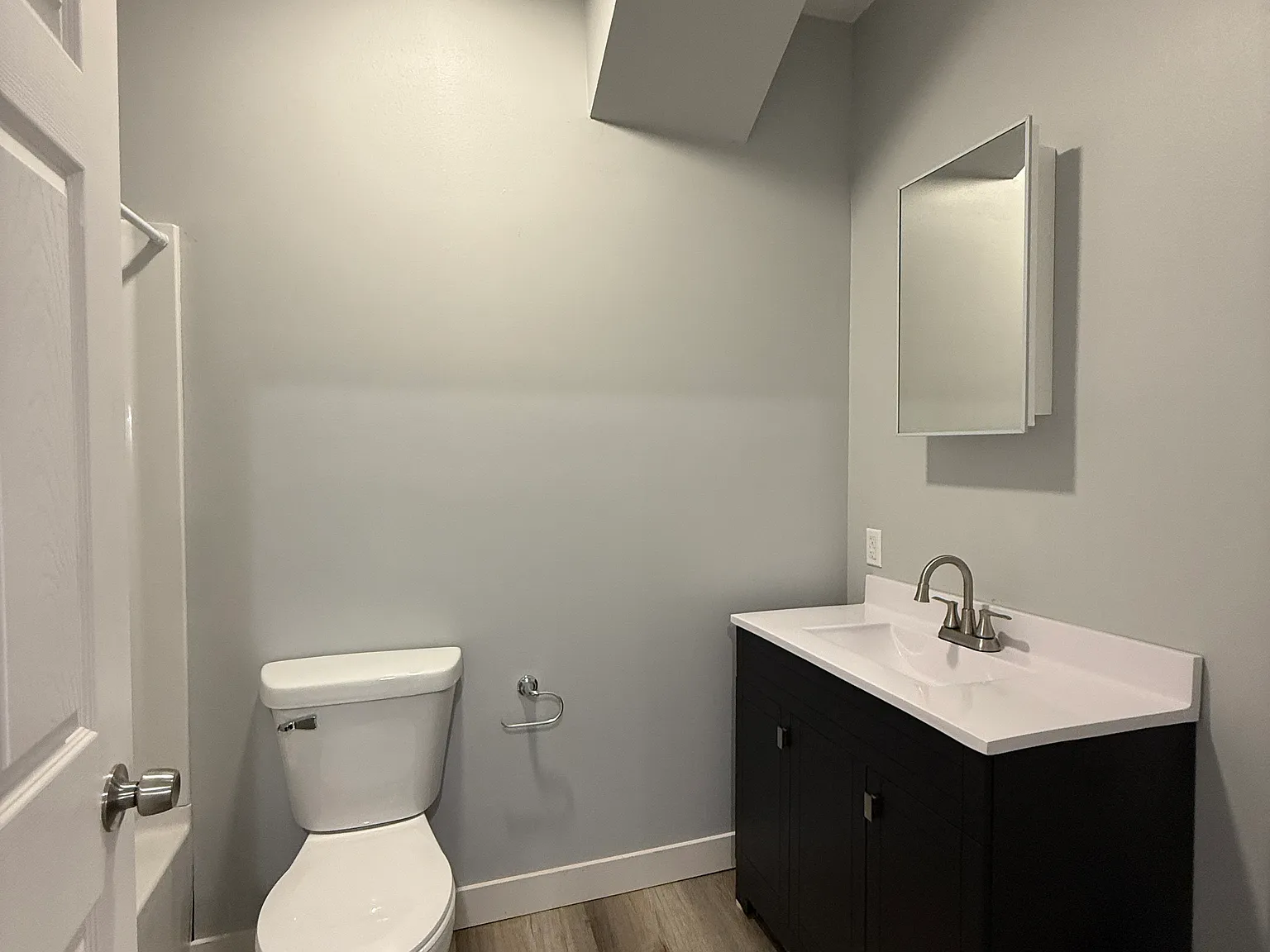4 bed, $1,300 — Photo 2