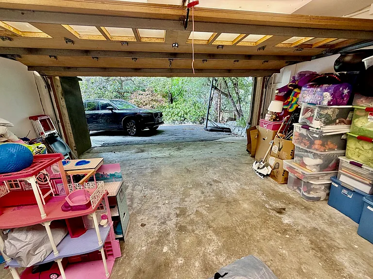 2 car garage.