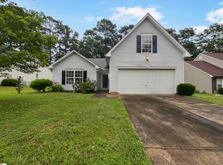 615 Thornbird Cir, Boiling Springs, SC 29316