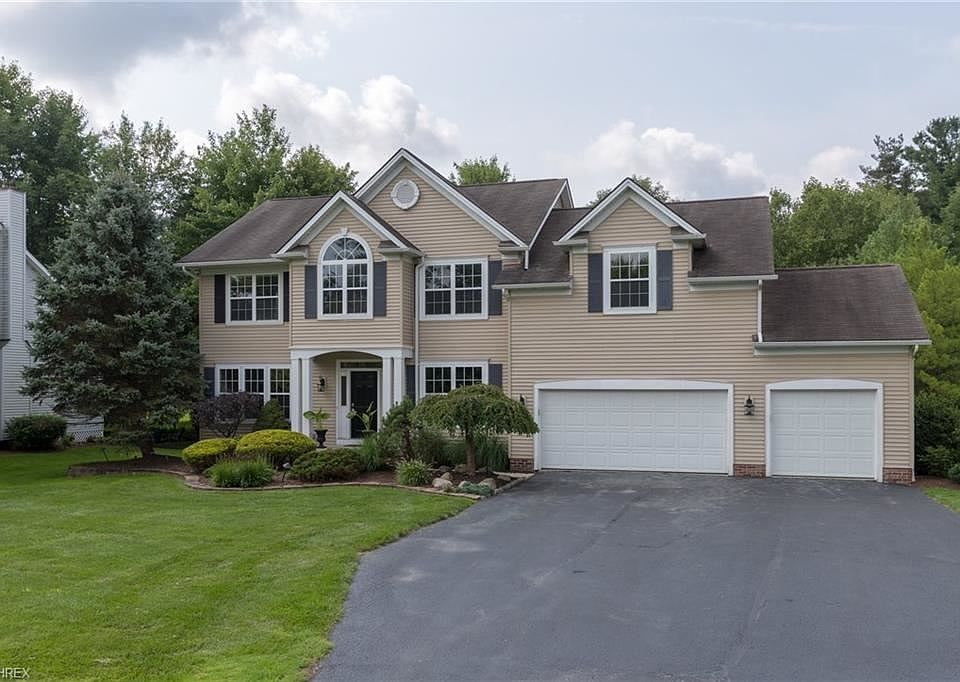 1st image of 107 Alderwood Dr