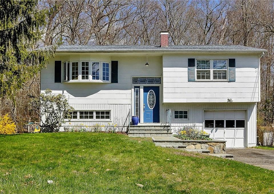 1st image of 3474 Carol Ct