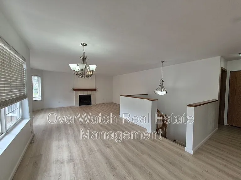 7021 Howard Ave — Photo 10