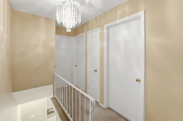 3 bed, 1.5 bath, 1200 sqft, $3,000 — Photo 3