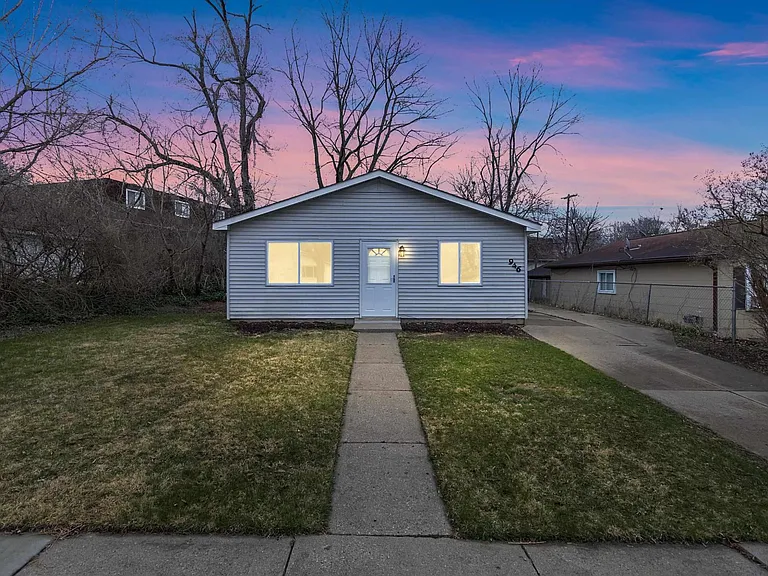 946 Fairview Ave — Photo 28