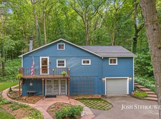 678 Pierce Rd, Plainwell, MI 49080