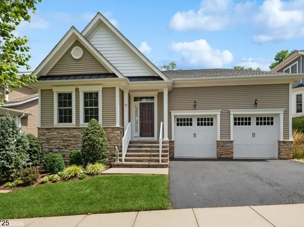 10 Bedford Drive, Montgomery Twp., NJ 08558