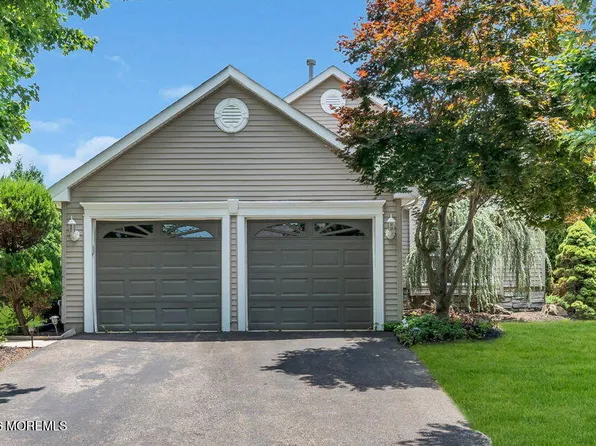 5 Round Valley Lane, Lakewood, NJ 08701
