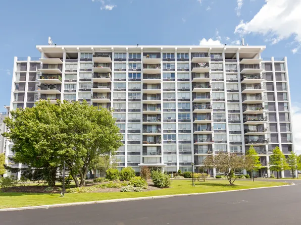 8815 W Golf Rd APT 6G, Niles, IL 60714