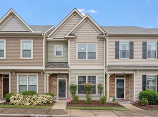 7805 Lillyhurst Dr, Raleigh, NC 27612