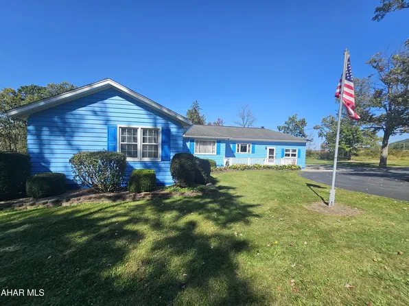 722 Henrietta Rd, Martinsburg, PA 16662