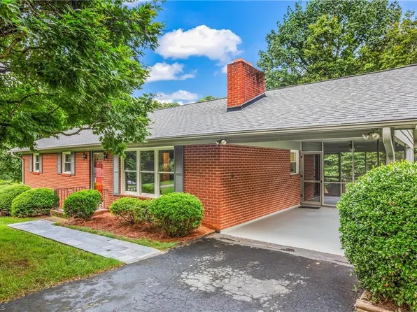 516 Westwin Dr, Winston Salem, NC 27104