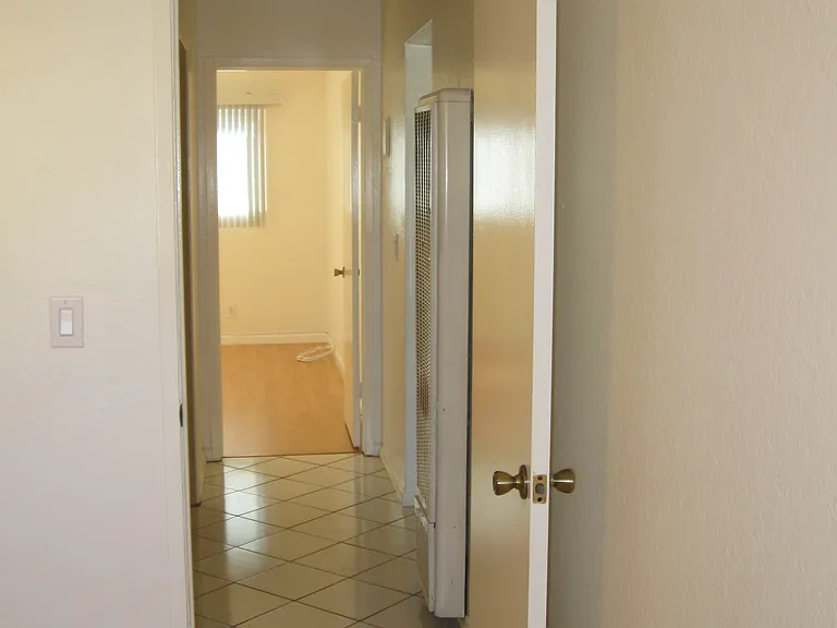 Hallway between 2 bedrooms