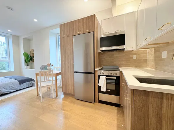 273 20th Street image 1 of 5