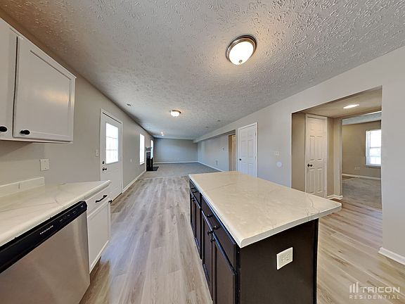 5th image of 144 Hilltop Farms Blvd