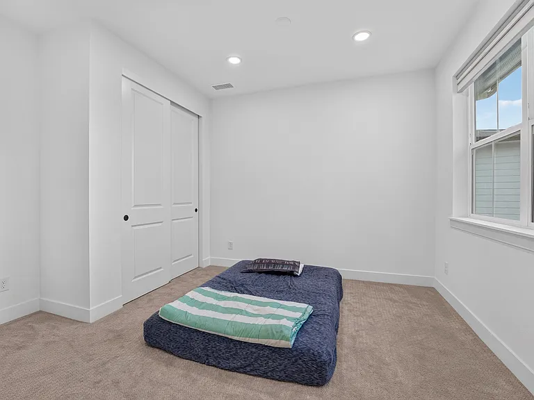5868 Santa Cruz Point — Photo 43