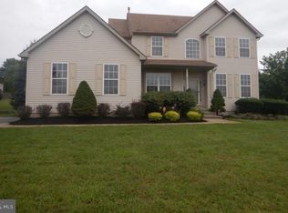 201 Amherst Ct, Swedesboro, NJ 08085