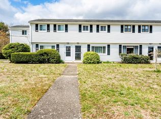 5 Pheasant Ave APT 5, Wareham, MA 02571
