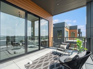 159 S River Ave #504, Holland, MI 49423