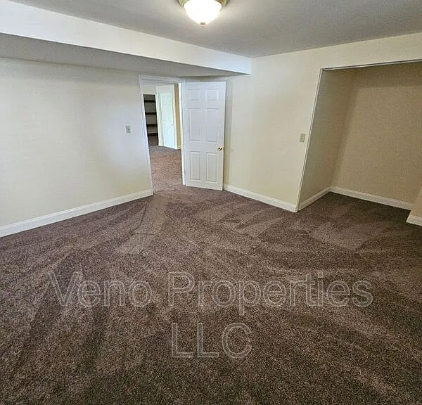 5 Brighton Ct — Photo 25