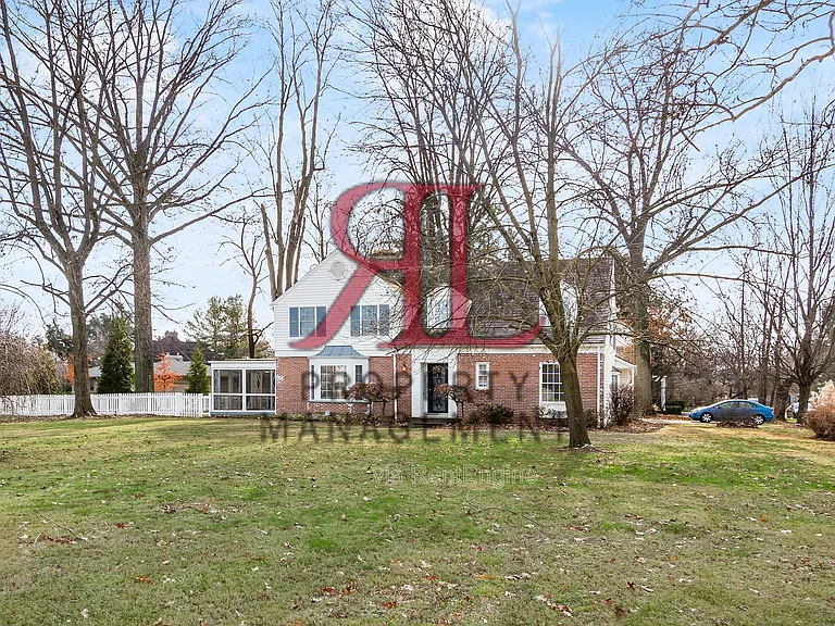 85 Eastmoor Blvd — Photo 3