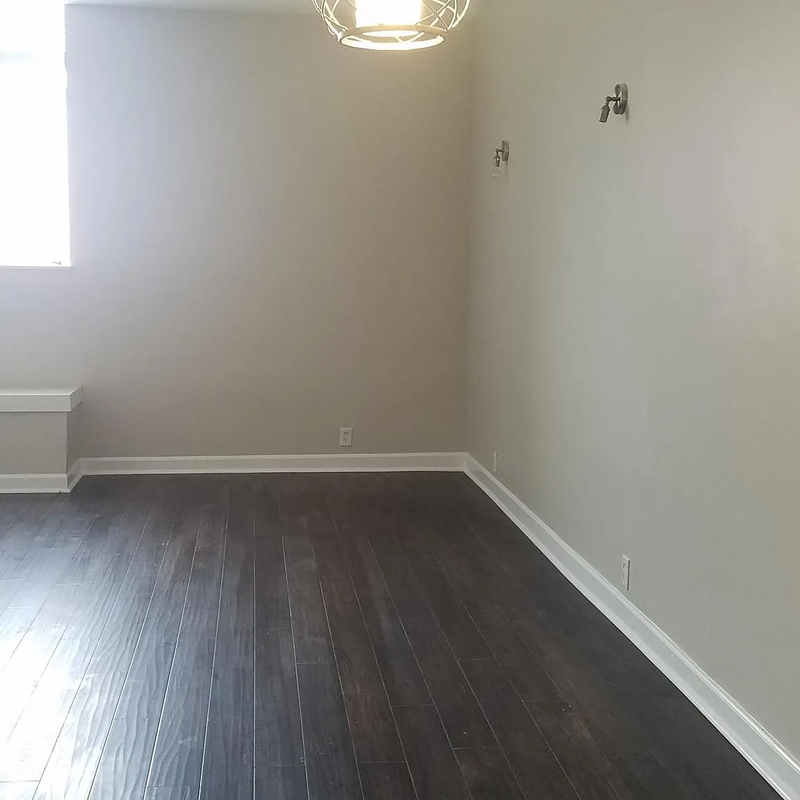 2 bed, 1200 sqft, $1,300 — Photo 2