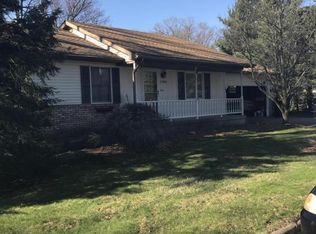 2386 Greenview Dr SW, Wyoming, MI 49519