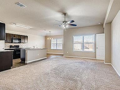 3rd image of 415 Camellia Dr