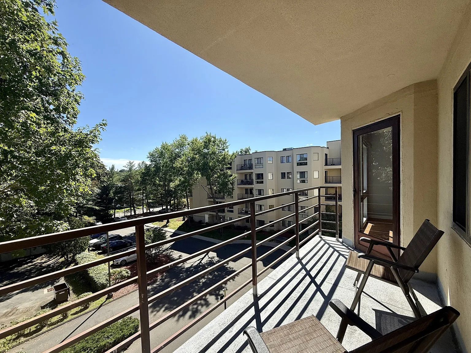 1 bed, 637 sqft, $1,850 — Photo 2