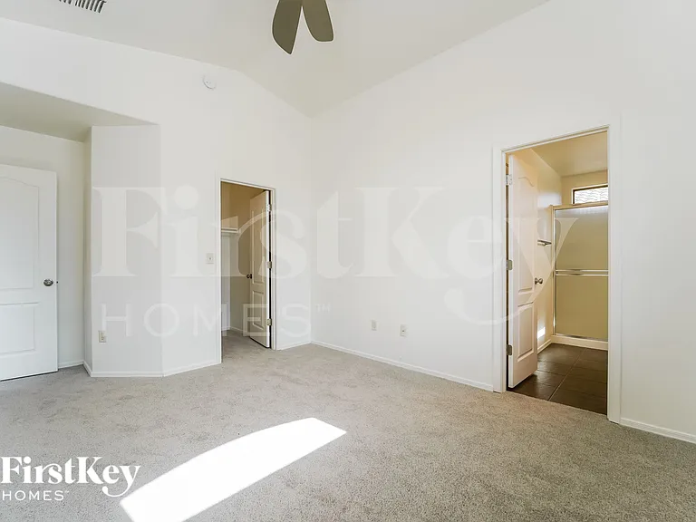 8711 N Moonfire Dr — Photo 9