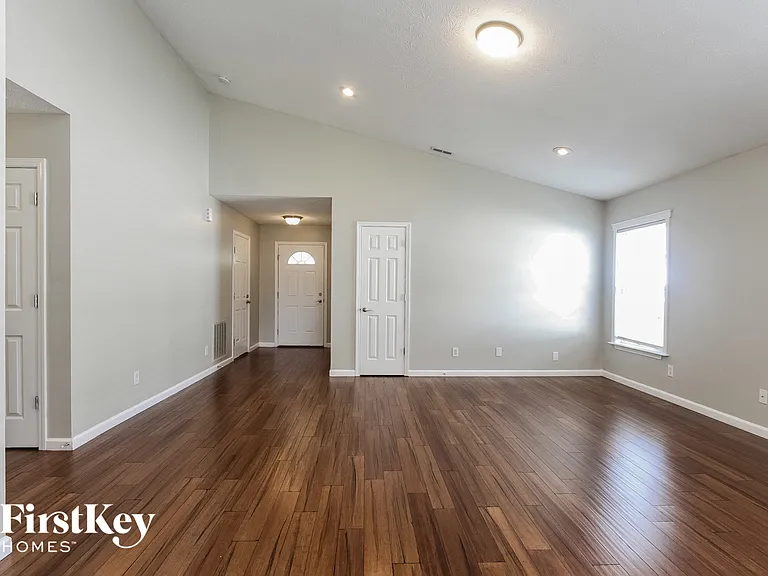 8309 Catchfly Dr — Photo 4