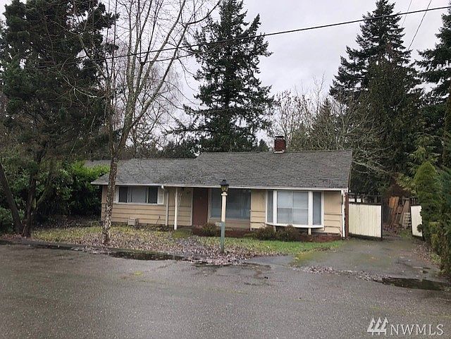 2nd image of 2439 78th Ave NE
