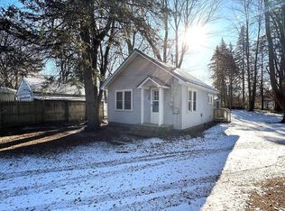 1122 E Ashman St, Midland, MI 48642