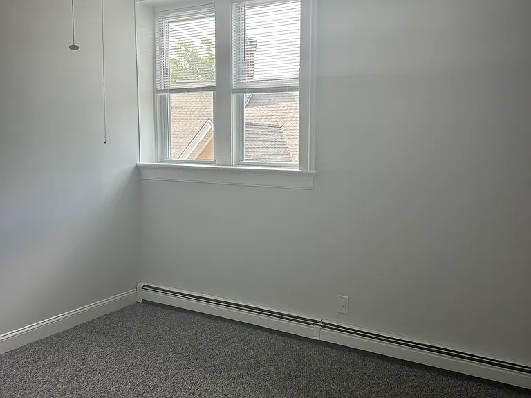 304 Caroline St #5 — Photo 7