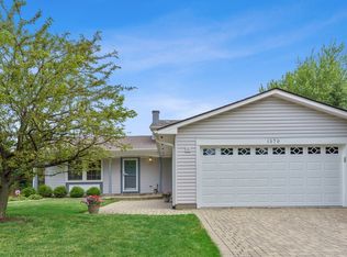1570 Chesapeake Dr, Hoffman Estates, IL 60192