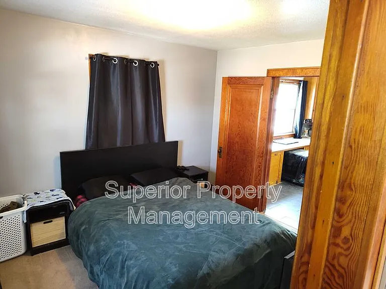 611 Seymour Ave — Photo 12